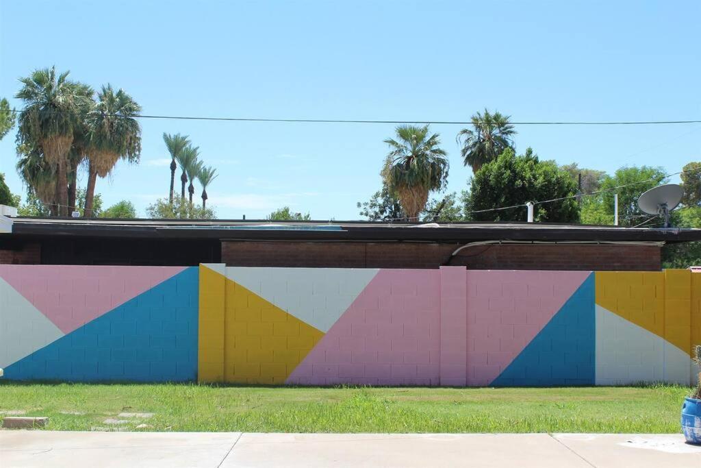 Newly Remodeled Midcentury Pink Flamingo Casa Villa Финикс Екстериор снимка